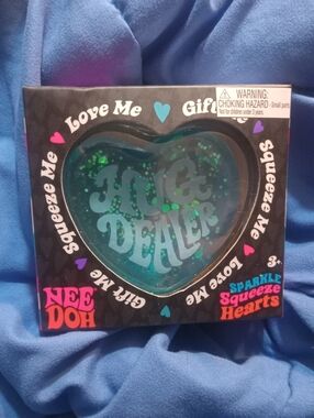 NIB Nee Doh "HUG DEALER" Sparkle Squeeze Heart Blue